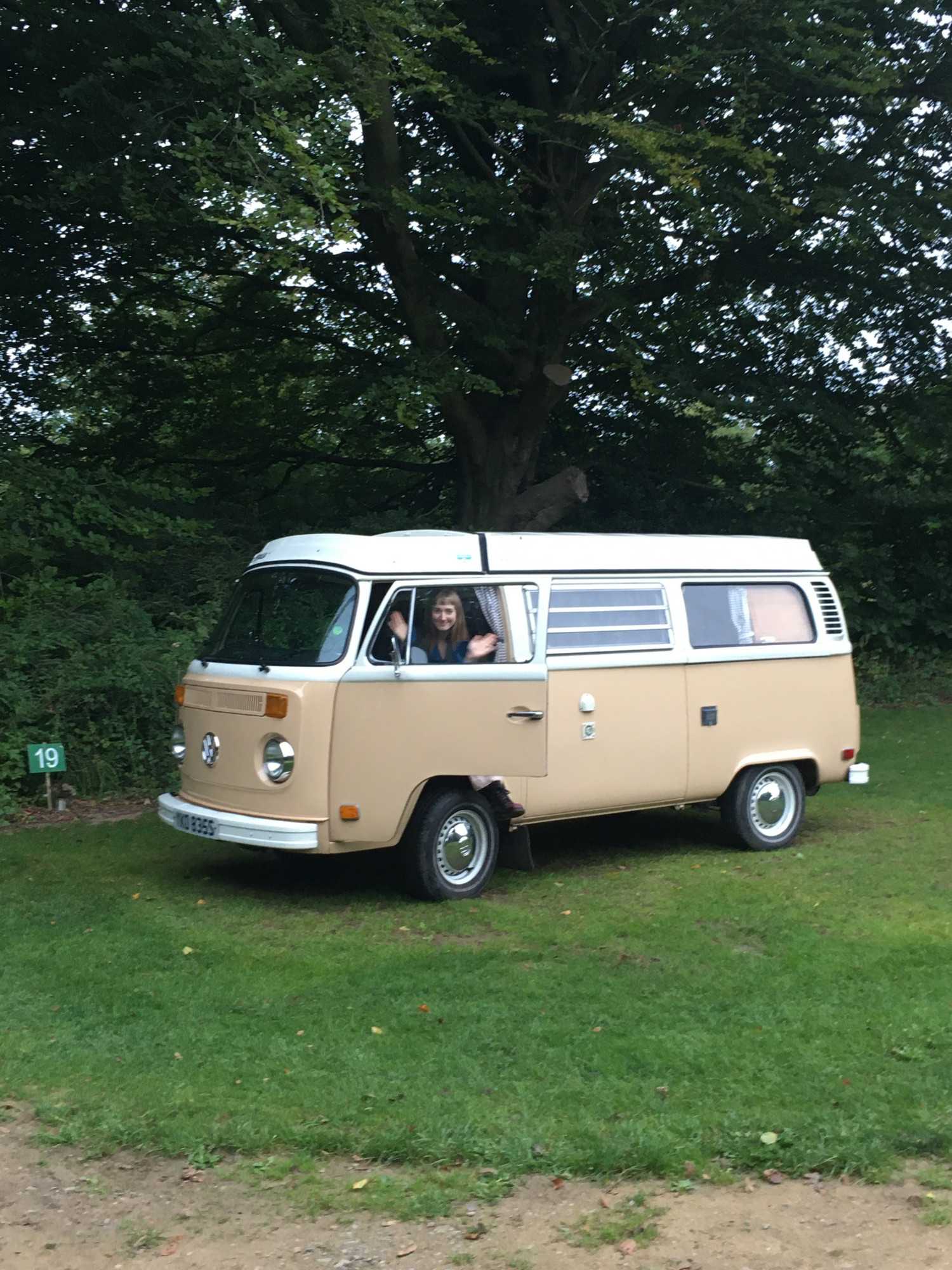 A VW T2 Classic Campervan called ErnieT2-0621 and for hire in London, London