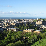 View over en:Edinburgh from en:Edinburgh Castle. Photo taken by Alan Ford 2006-05-25.