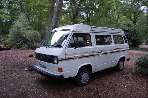 A VW T3 Campervan called Notty and New Forest for hire in London, Bolivia