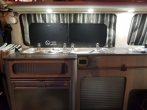 A VW T2 Classic Campervan called Misty2 and Twin Burner Hob and Sink for hire in Eltham, SE9, London