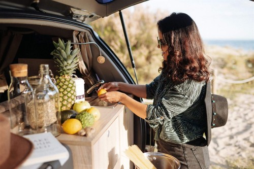 A NON VW Conversion Campervan called Hawaii and At cooking Time for hire in sevilla, Spain