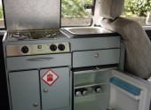 A VW T2 Brazilian Campervan called Viv and Cooker with hobs for bacon and eggs! for hire in London , London